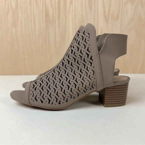C Comfort EST. 1946 Taupe Gray Slingback Block Heel Sandal Booties - Picture 4 of 10